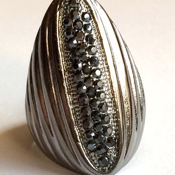 Boho Goth Cocktail Ring Size 9 10 Bohemian Gothic Cubic Zirconia Gunmetal Plated - Picture 3 of 12